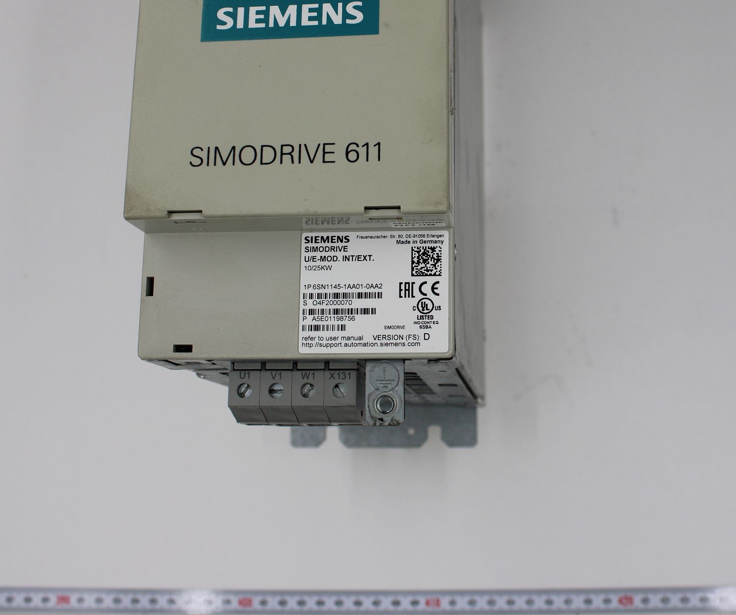SIEMENS 1P 6SN1145-1AA01-0AA2 VERSION D