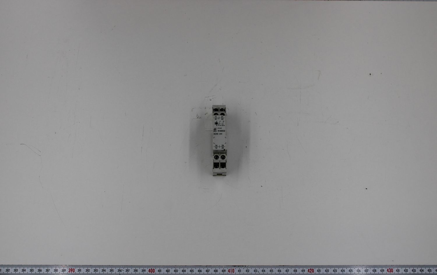 DOLD IK8802
