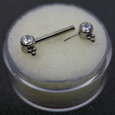 Forward Facing Cubic Zirconia with Beads Nipple Bar