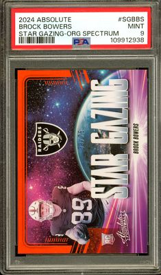 Panini Absolute football 2024 Star Gazing - Brock Bowers RC Orange Spectrum 33/75 #SG-BBS - PSA 9