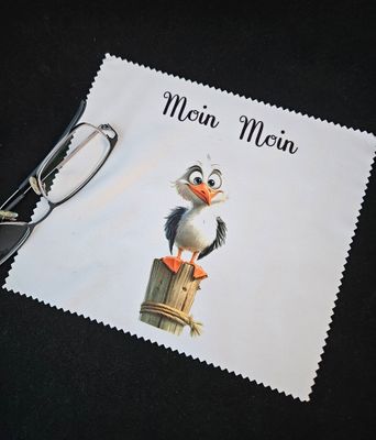 Brillenputztuch mit Möwe auf Poller