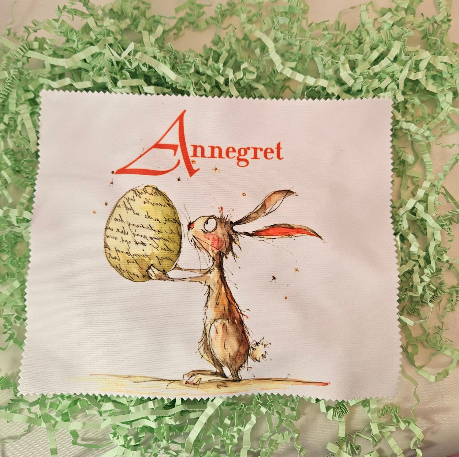 Brillenputztuch Osterhase mit Geschenk