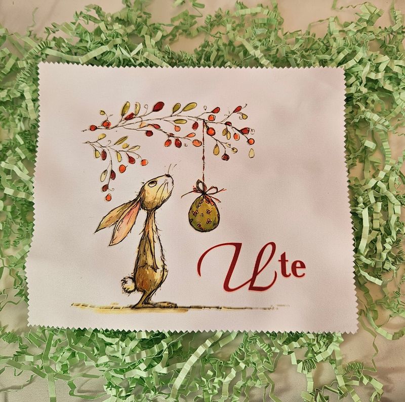 Brillenputztuch Osterei am Strauch