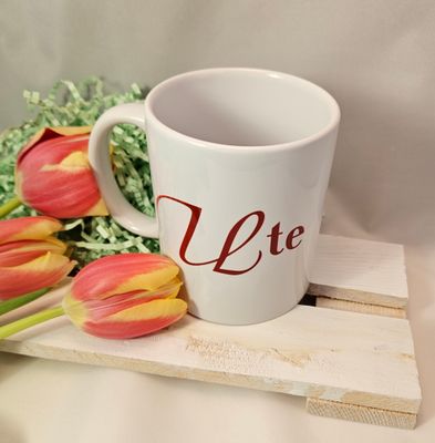 Tasse Osterei am Strauch