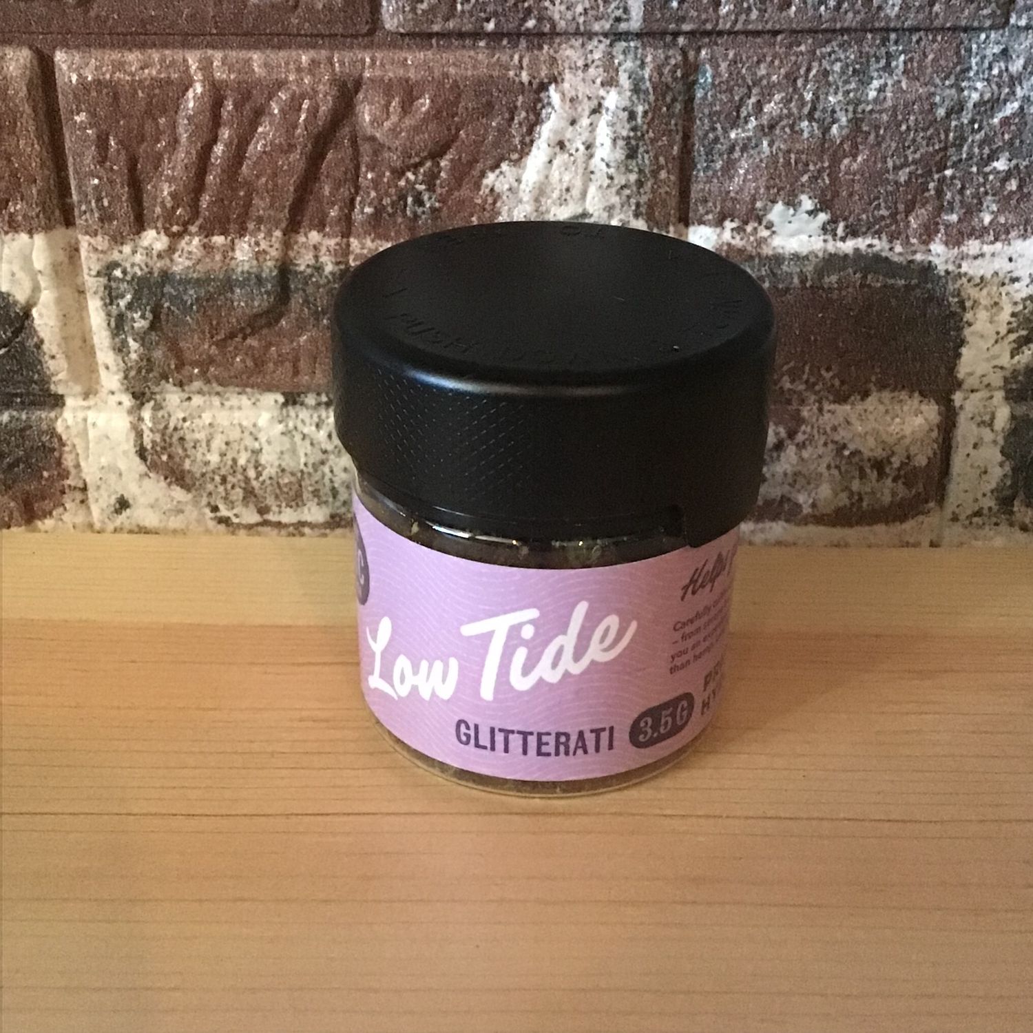 Low Tide 3.5G Thca Glitterati Hybrid Flower