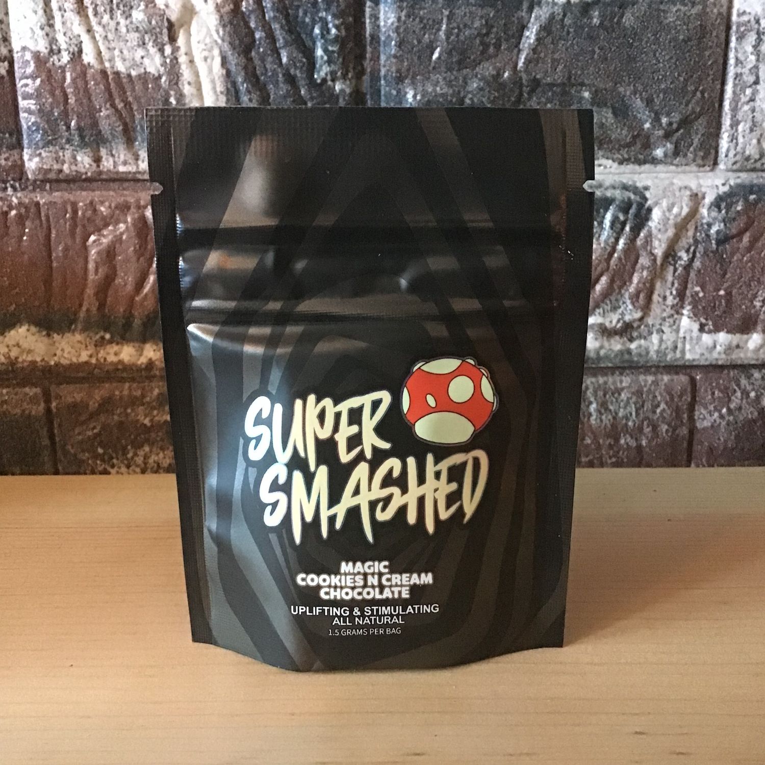 Super Smashed Magic Cookies N Cream Chocolate