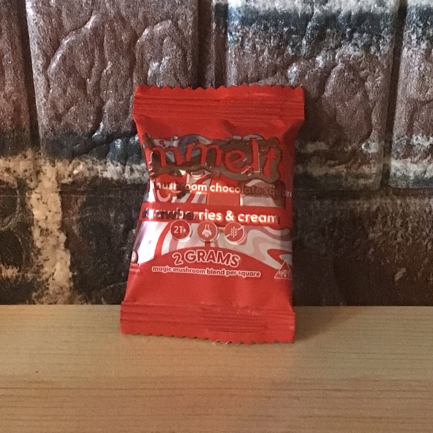 Mmelt Strawberries &amp; Cream Mushroom Chocolate Square