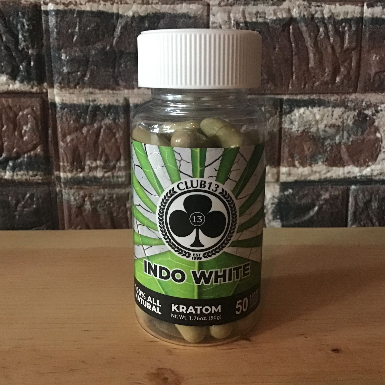 Club13 Capsules IN White