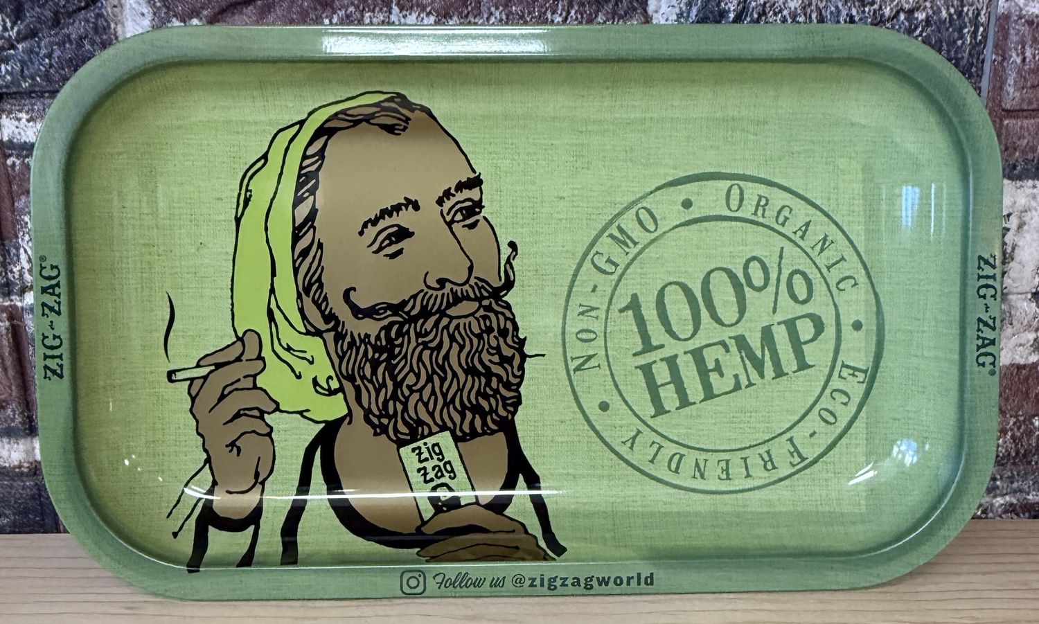 Zig-zag tray