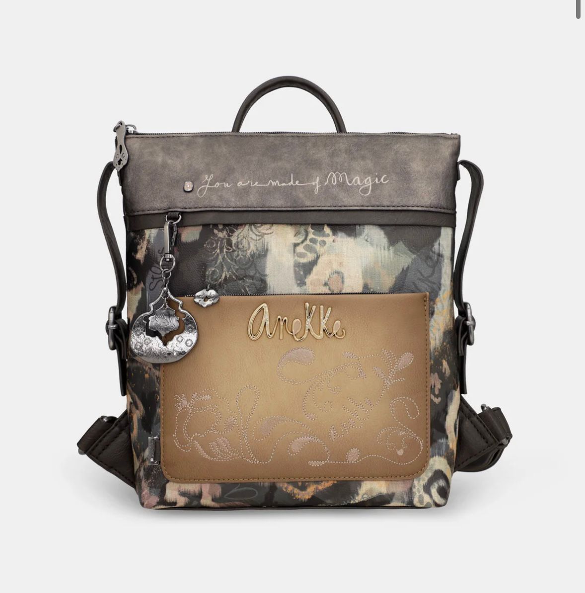 Zaino medio manifesto