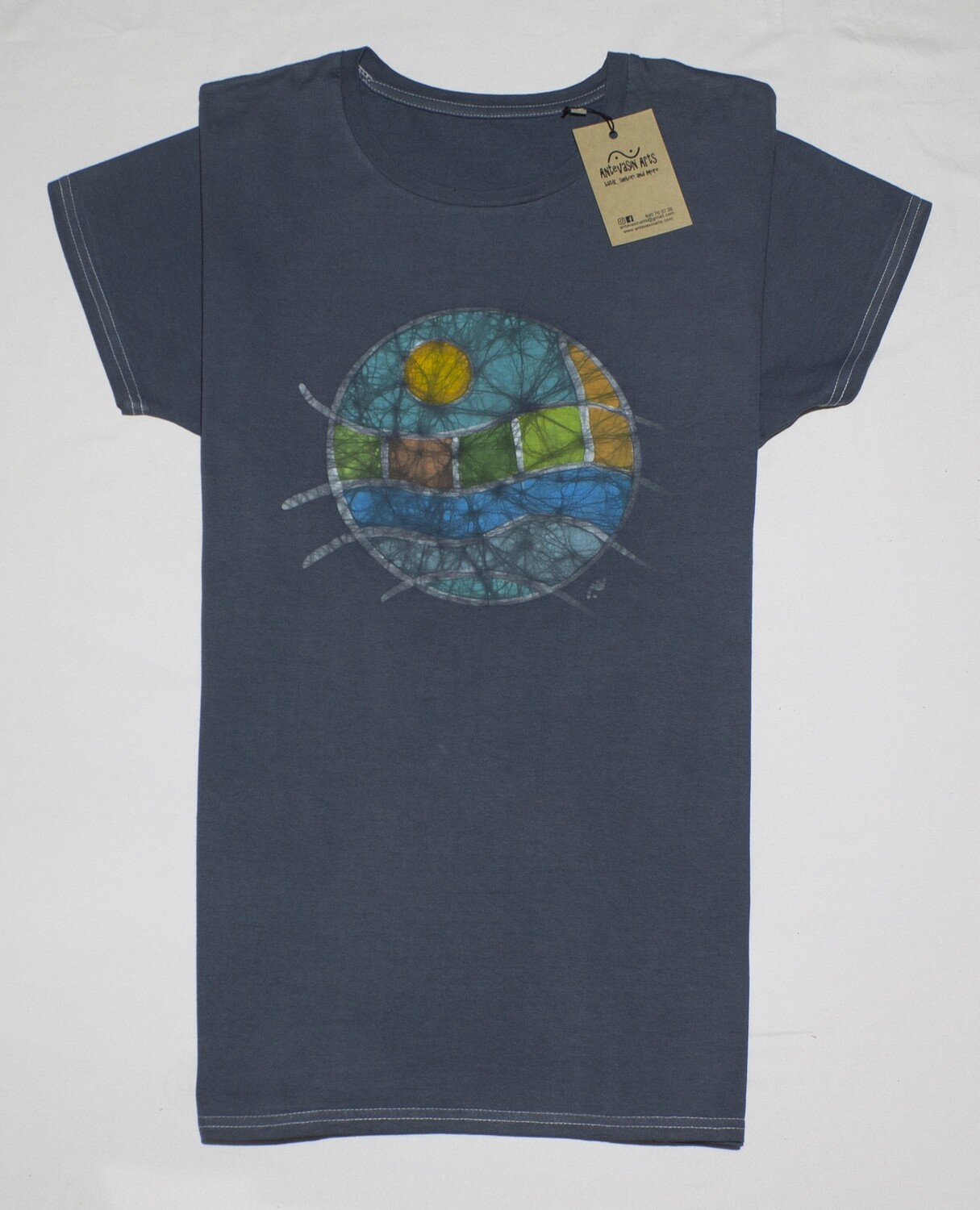 Camiseta Batik - Planeta