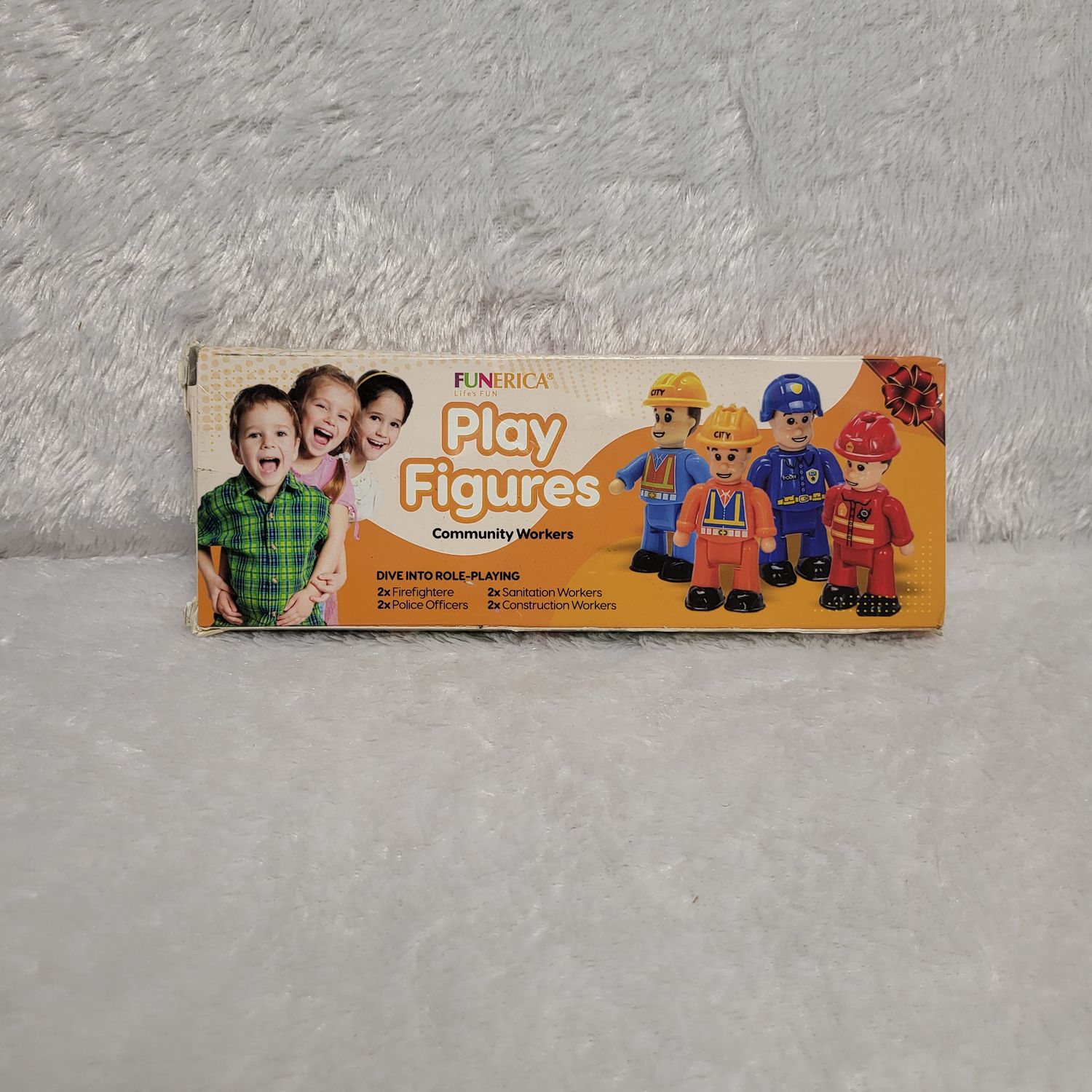 Play Figures Community Workers