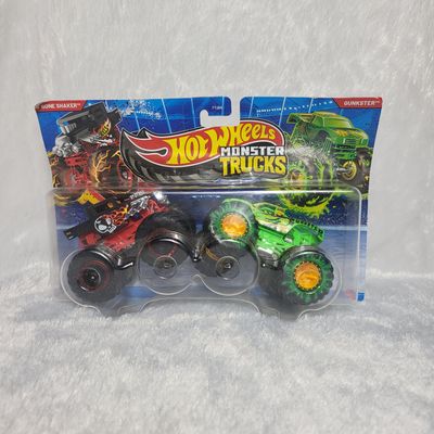 Hot Wheels Monster Trucks Bone Shaker vs Gunkster Diecast Car 2-Pack