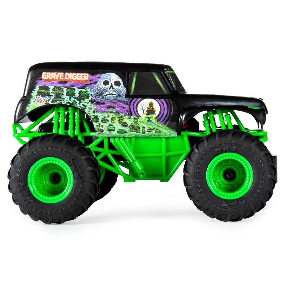 Monster Jam  Official Grave Digger Remote Control Monster Truck