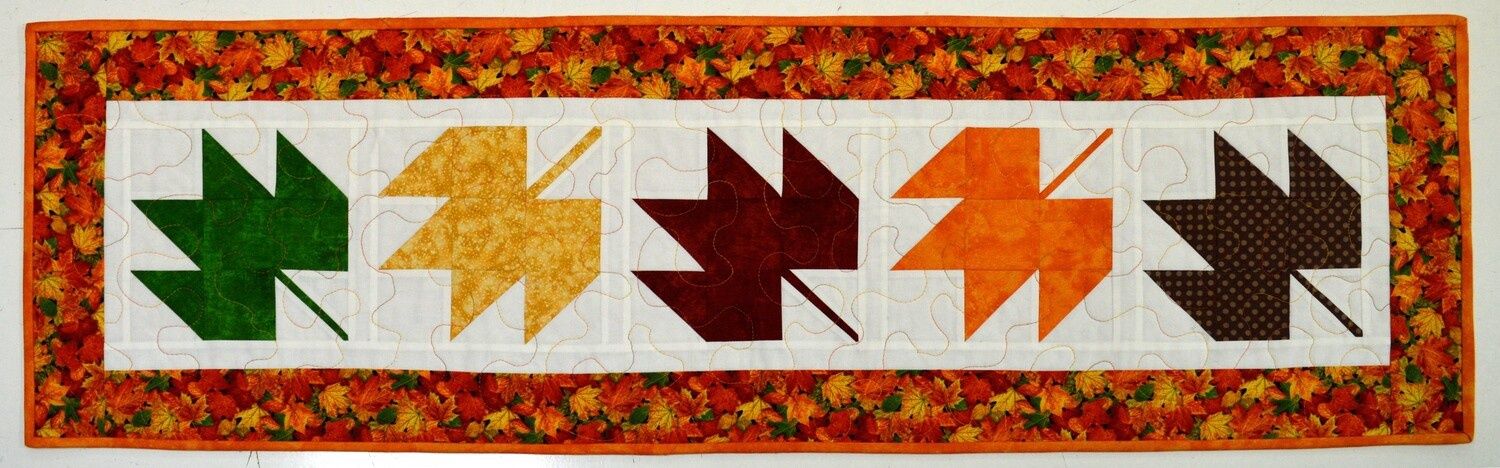 Maple Leaf Table Runner Pattern - PDF