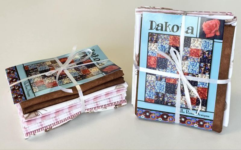 Dakota Quilt Kit - Teddy Bear Adventures - Pink