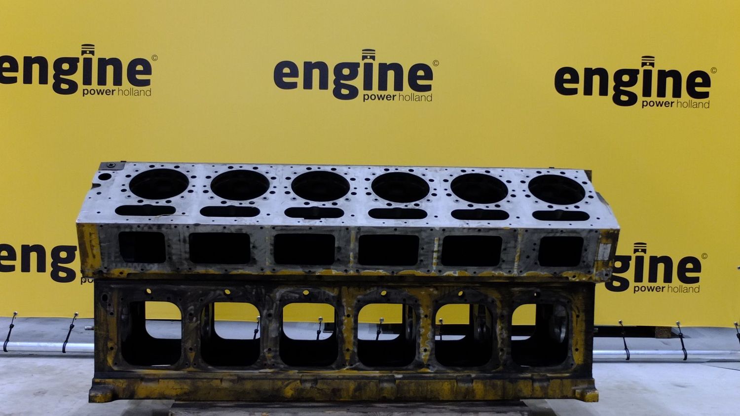 Used ENGINE BLOCK 3512