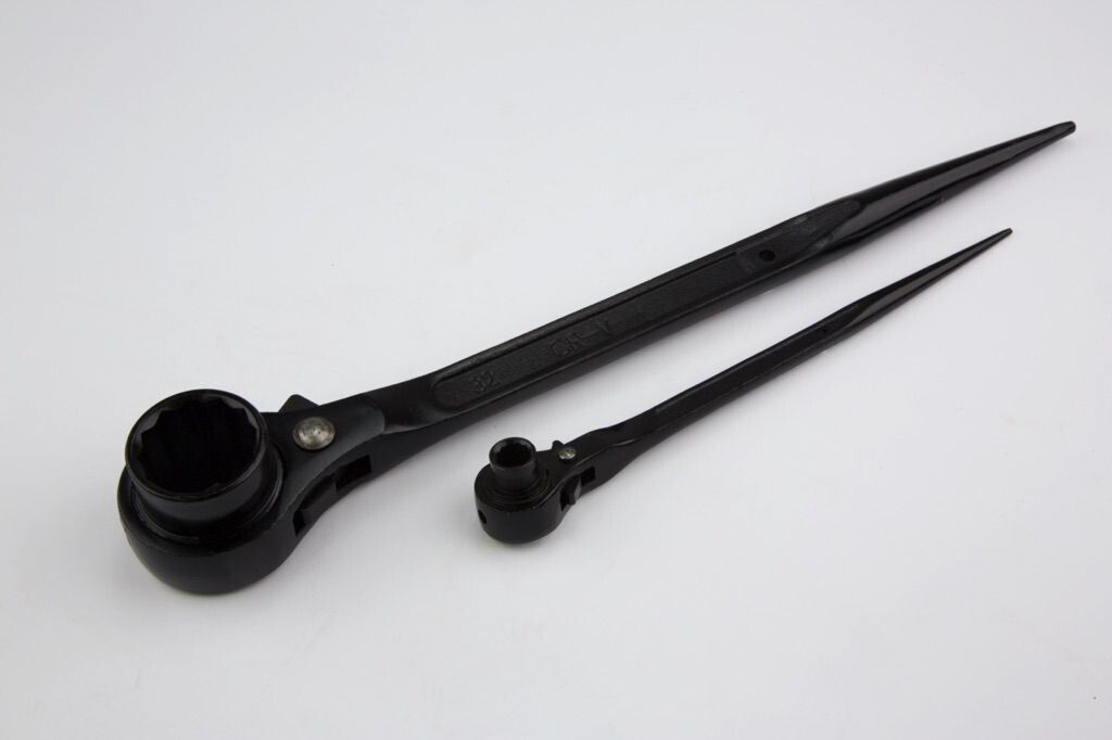 611040-WRENCH SINGLE HEAD RATCHET, & SPUD 12-POINT 36MM