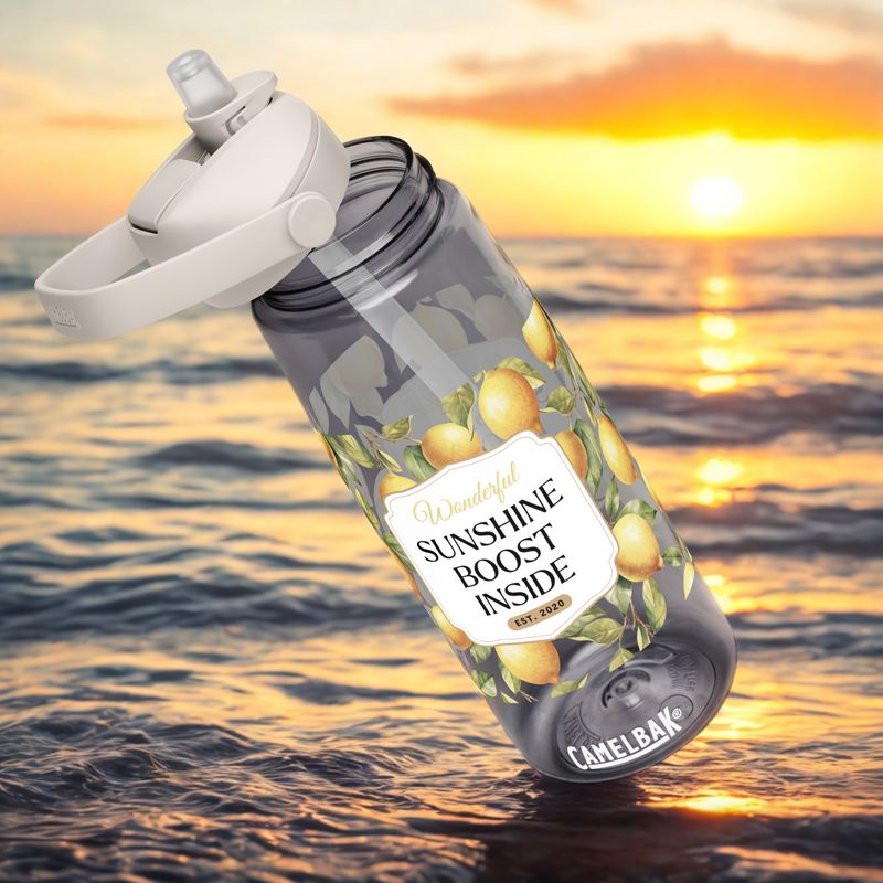 Sunshine Boost Inside - Wasserflasche mit umklappbarem Trinkhalm | CamelBak Thrive®