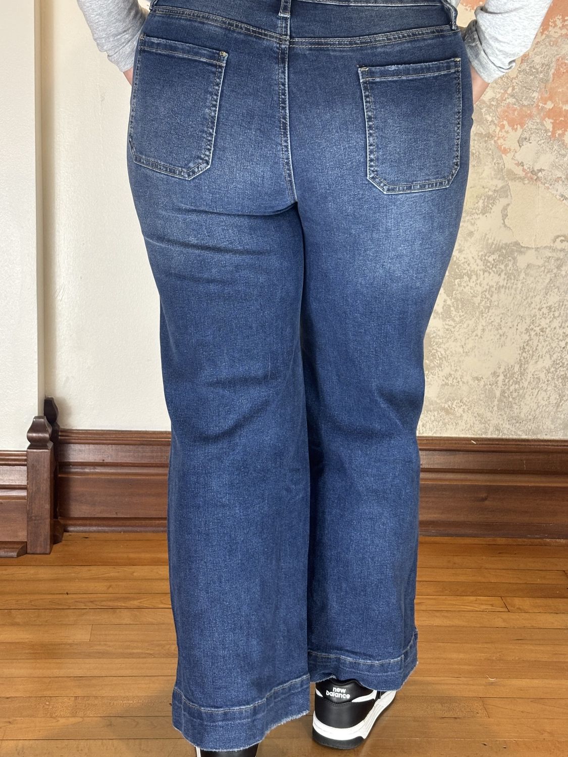 Cropped Denim High Rise Jeans