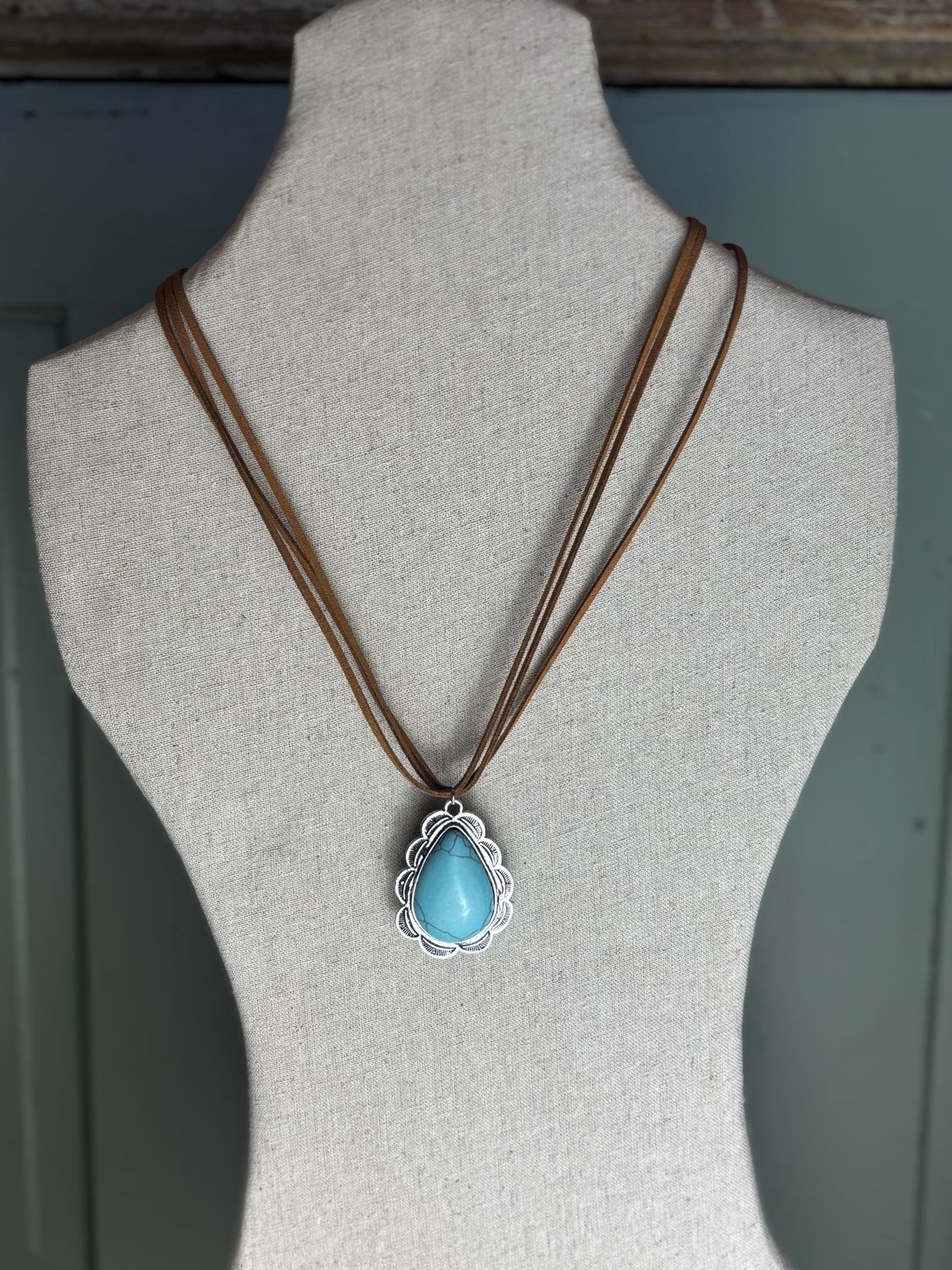 Leather Turquoise Pendant Necklace