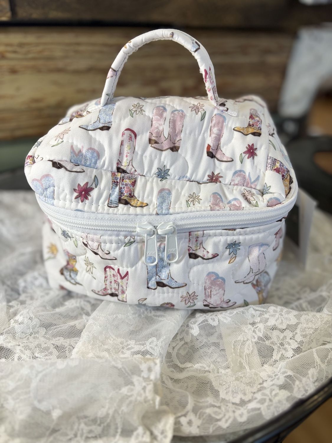Daisy Boots Quilted Travel Makeup Bag