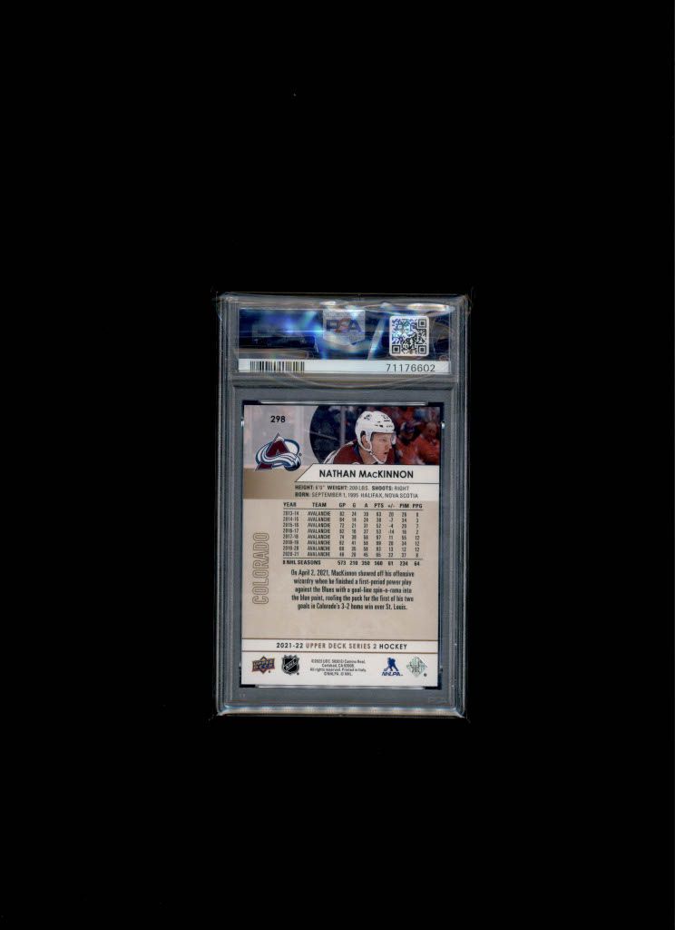 2021 Upper Deck Speckled Rainbow Foil Nathan MacKinnon PSA 10