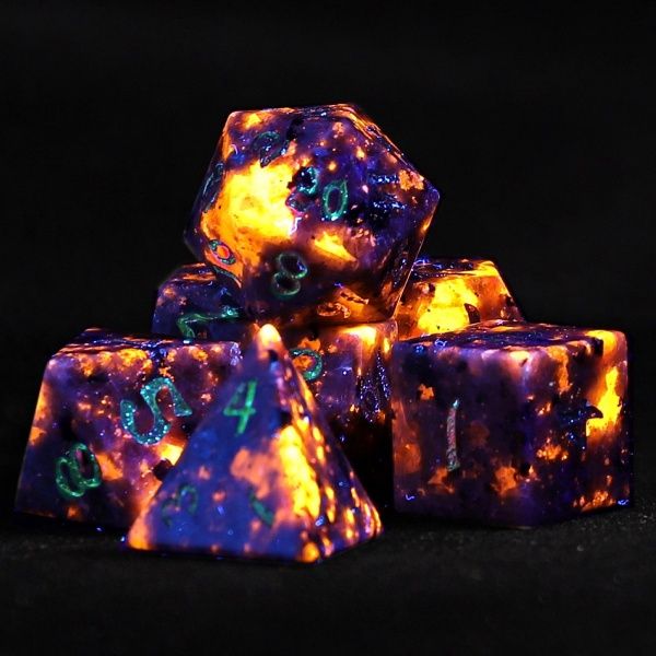 Dragon's Hoard Gem Stone Polyhedral Dice Set - Yooperlite UV Light Reactive