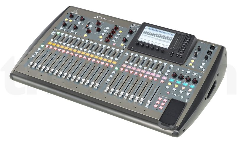 Behringer X32
