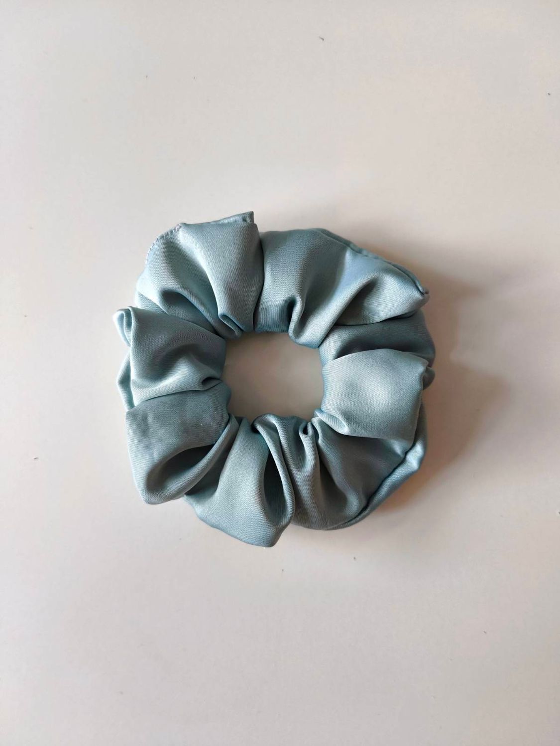 Medium Scrunchie Blue sky