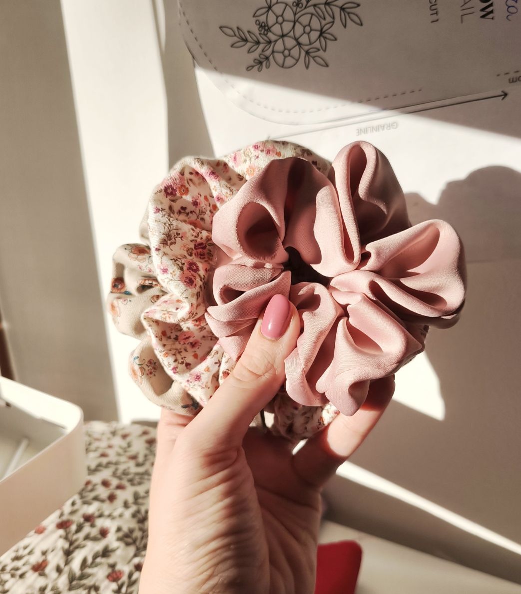 Maxi Scrunchie Pink