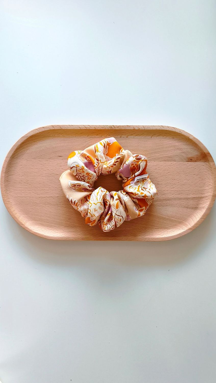 Medium Scrunchie Warm Blush