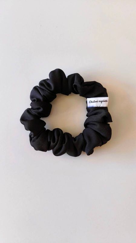 Mini Scrunchie Black