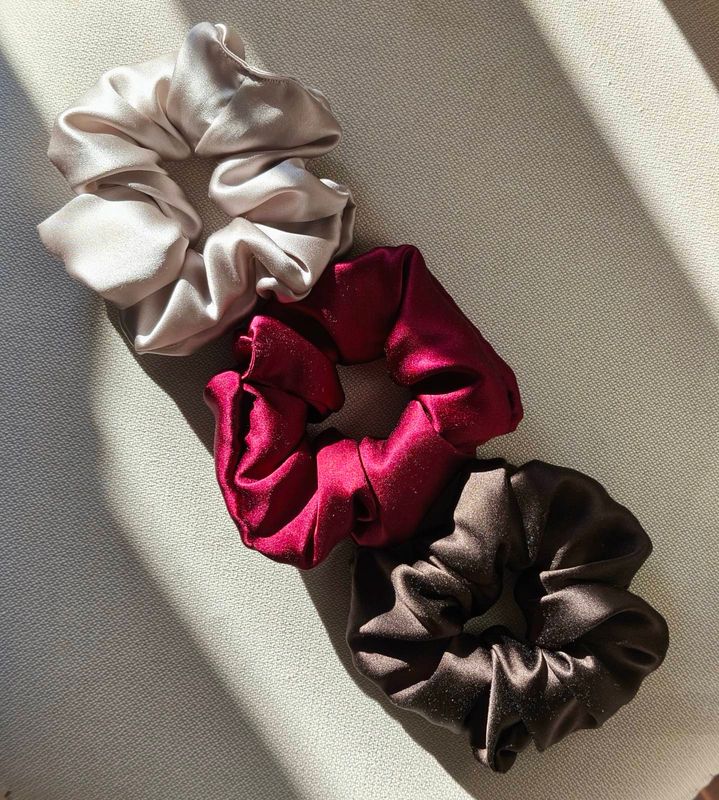 Maxi scrunchie jedwabna Warm Brown dla dziewczynki i kobiety