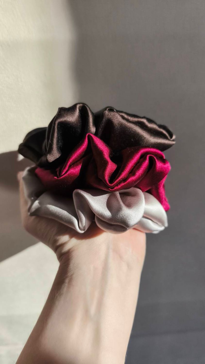 Maxi Scrunchie Jedwabna warm brown