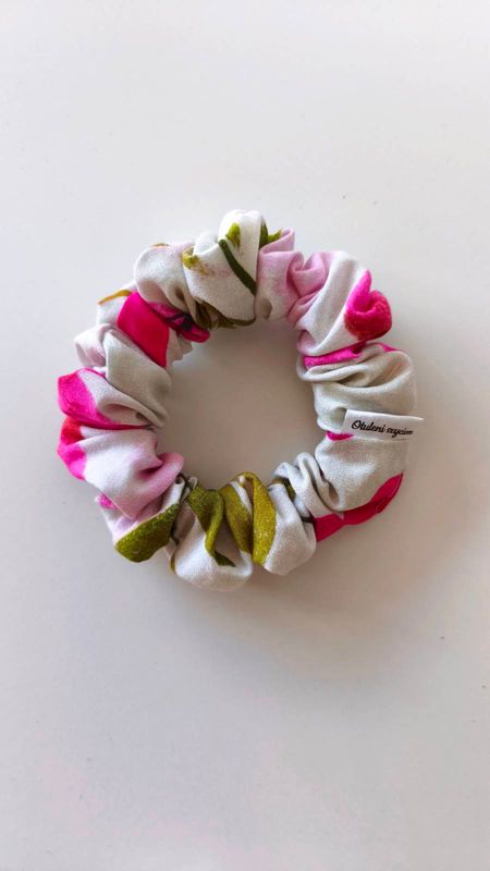 Mini Scrunchie Pink Flowers