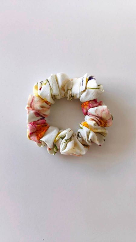 Mini Scrunchie Meadow