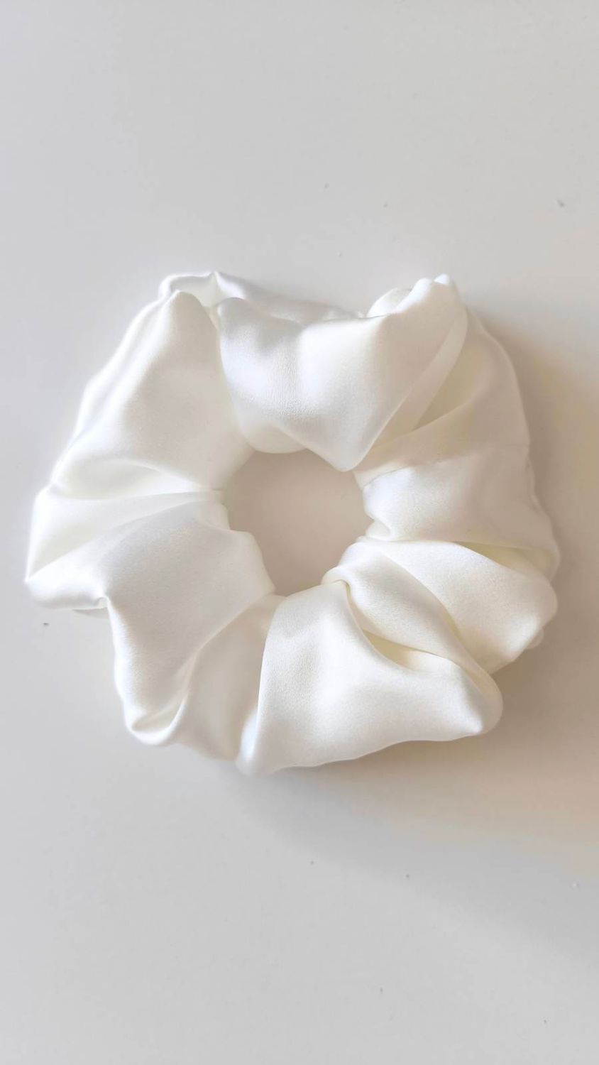 Maxi scrunchies jedwabna "Soft Cloud"