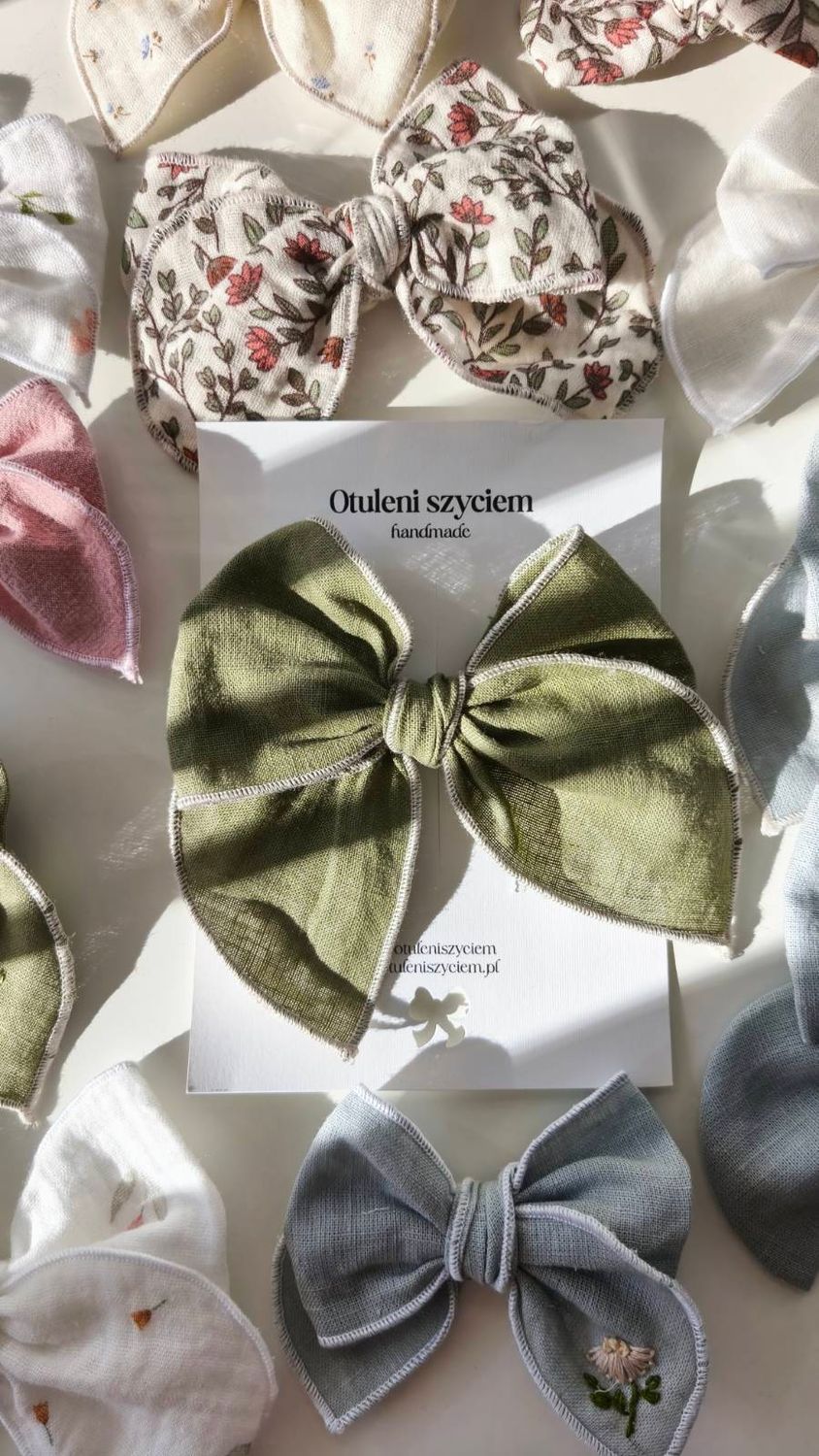 Kokardka "Zuzia" Olive Linen (personalizowany haft)