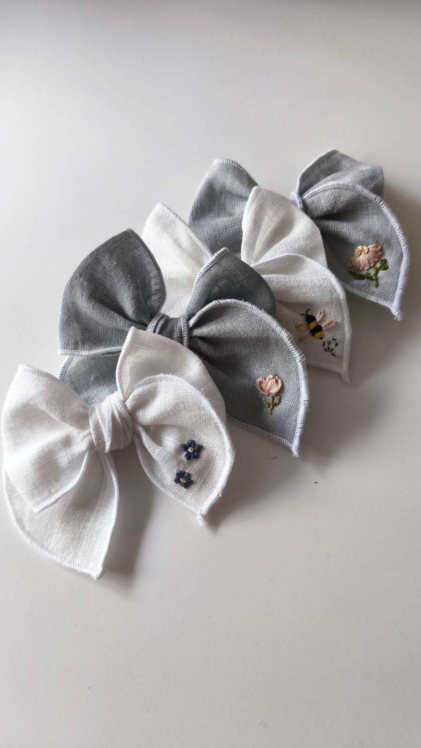 Kokardka "Hania" Steel Blue Linen (personalizowany haft)