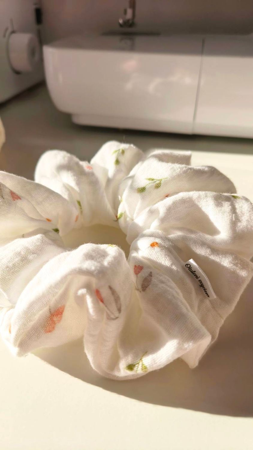 ​MEGA scrunchie "Spring Tulip"
