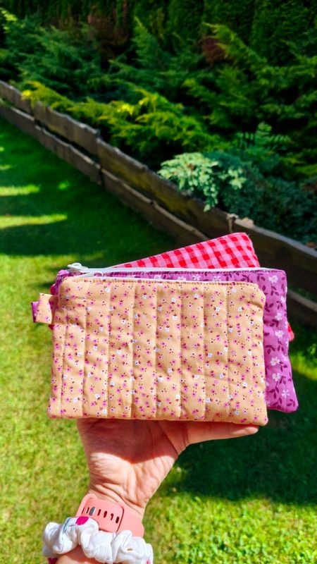 Kosmetyczka pikowana pomarańczowe kwiatuszki