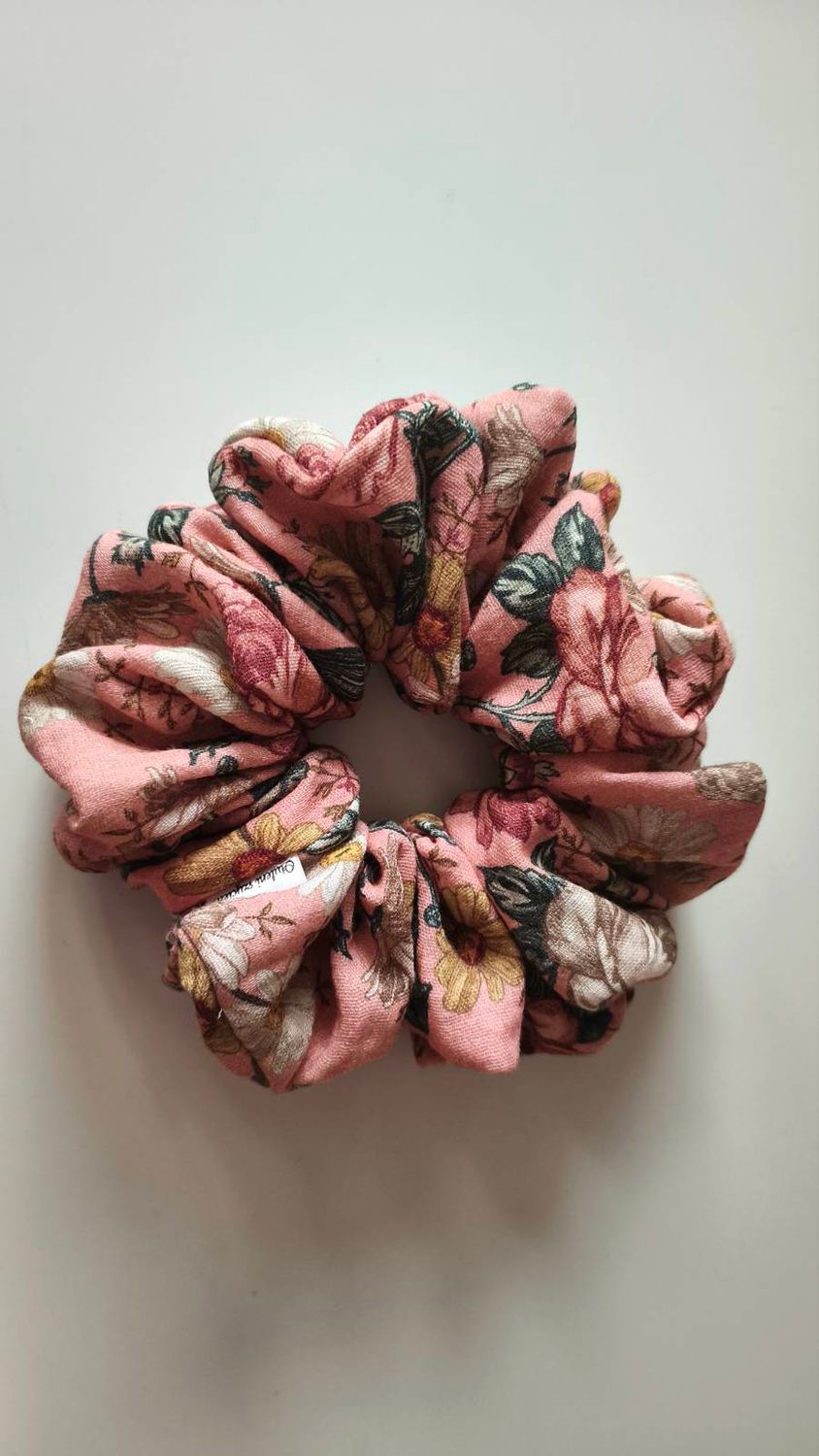 Mega muślinowa scrunchie Różany Ogród