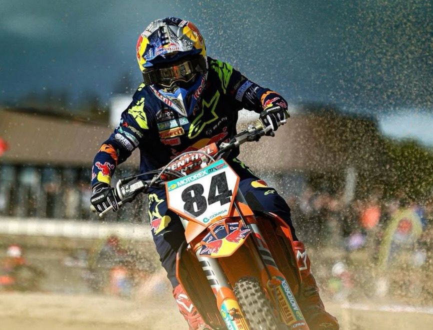 New GoggleTek 48mm roll-off system (smoked lens) in Refurbished Oakley Airbrake goggle