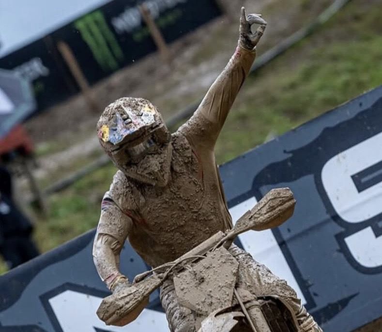 New GoggleTek 48mm roll-off system (Prizm Low Light Double lens) in Refurbished Oakley Airbrake goggle