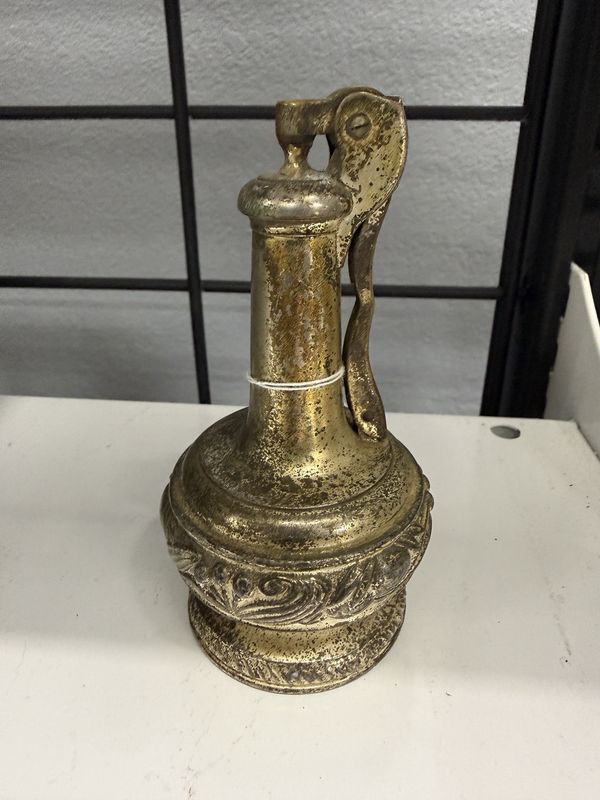 Vintage 1960s Ronson Table Lighter Silverplate Water Pump Shape