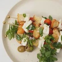 A Bar Above Long and Short Picks (Gold)