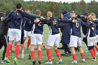 Strój dla chłopców