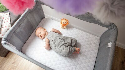 lionelo next to me crib