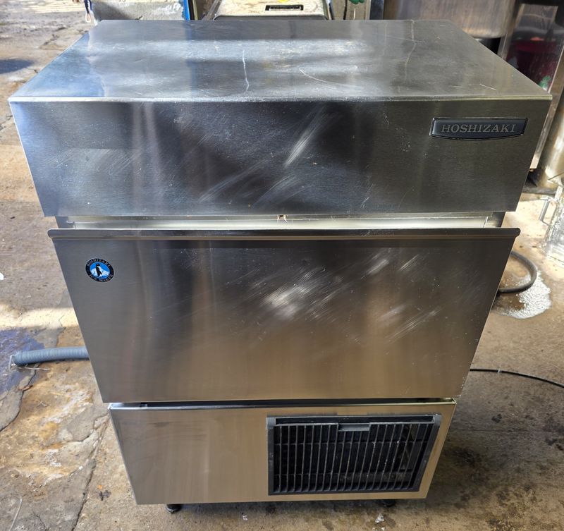 Hoshizaki Air-Cooled Ice Maker 56kg/24hr Output - IM-65LE-25